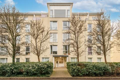 1 bedroom flat to rent, Cedar House, 35 Melliss Avenue, Richmond, Surrey