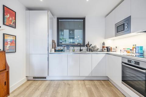 1 bedroom flat for sale, Scawfell Street, Hackney, London