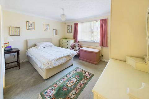 6 Godfrey Close, Ottery St Mary, EX11 1GY