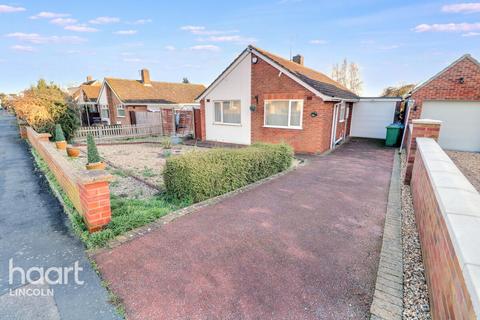 2 bedroom detached bungalow for sale, Laburnum Drive, Cherry Willingham