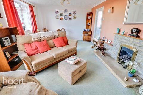 2 bedroom detached bungalow for sale, Laburnum Drive, Cherry Willingham