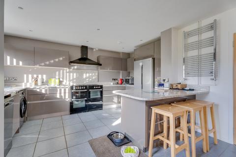 10 Blenheim Close, Haverhill, CB9 0AD