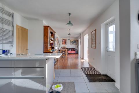 10 Blenheim Close, Haverhill, CB9 0AD