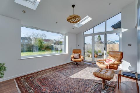 10 Blenheim Close, Haverhill, CB9 0AD