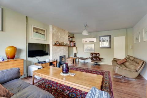 10 Blenheim Close, Haverhill, CB9 0AD