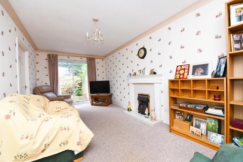 2 bedroom semi-detached bungalow for sale, Hillbank View, Harrogate