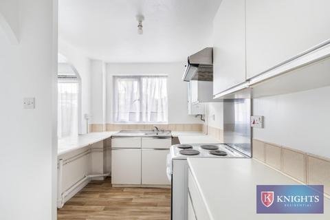 29 Westfield Close, Enfield, EN3 7RU