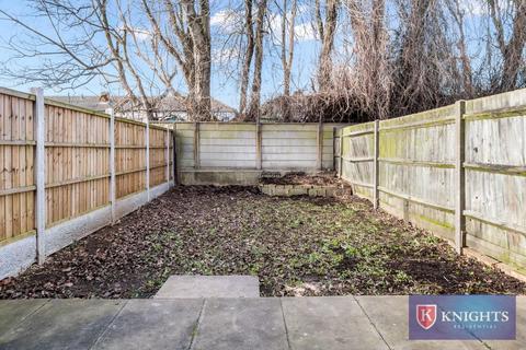 29 Westfield Close, Enfield, EN3 7RU