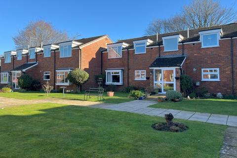 2 bedroom ground floor flat for sale, Ringwood, Hampshire