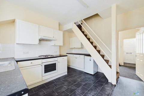 2 bedroom terraced house to rent, Beaconsfield Road, Wirral CH62