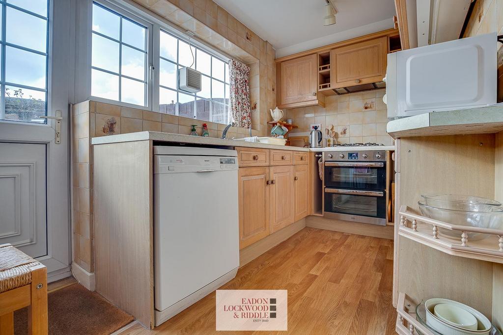 Kitchen 1.1.jpg