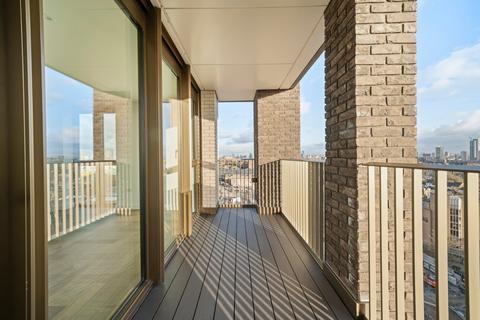 2 bedroom flat to rent, Boxwood Gardens, London