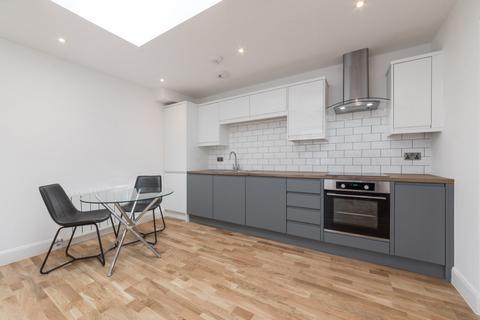 2 bedroom flat to rent, Denmark Road, London