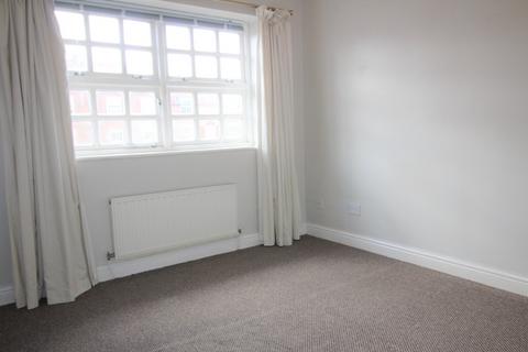 3 bedroom terraced house to rent, Beckside North, Beverley HU17