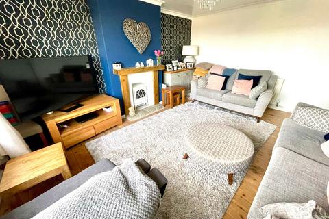 4 Gribben Close, St Austell, PL25 4EA