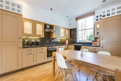 2 bedroom maisonette for sale, Eburne Road, London