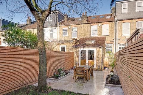 5 Belsize Avenue, London, W13 9TF