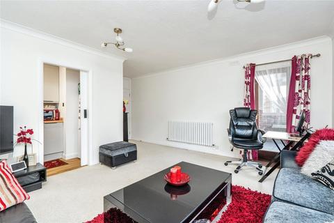 1 bedroom apartment for sale, Linden Place, Station Approach, East Horsley, Leatherhead, KT24