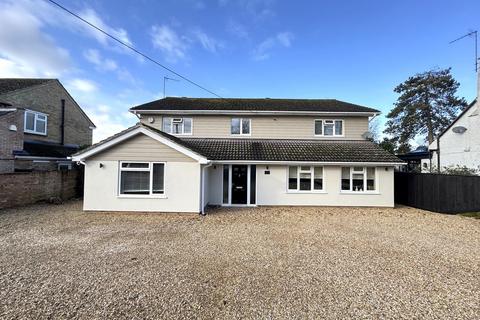 4 bedroom detached house for sale, NORTH WOOTTON - Detached 4 Bed House in Sought After Location