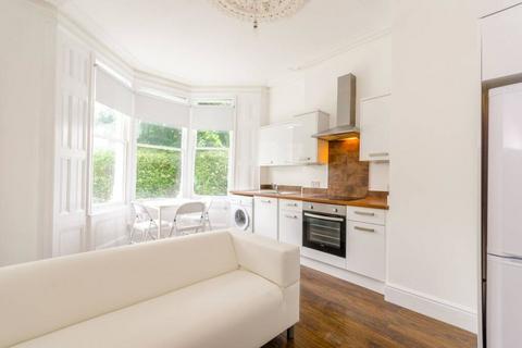 1 bedroom apartment to rent, Ossian Road, Stroud Green, London