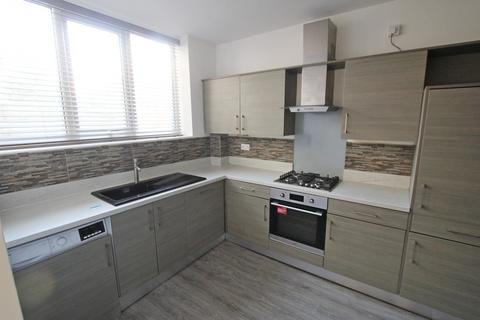 3 bedroom end of terrace house for sale, Manchester Road, Haslingden