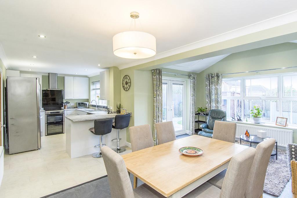 Kitchen/Diner/Lounge