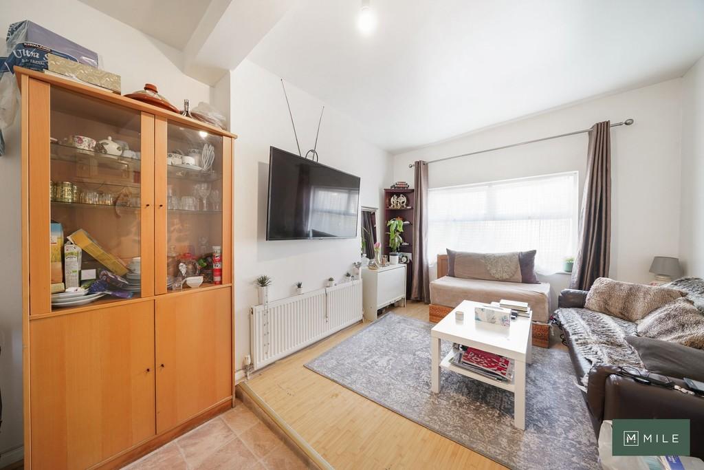 Flat 2, 22 Tubbs Road - ZNo Bqk BNygsfdbd Y0 UDg
