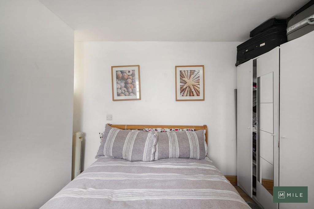 Flat 2, 22 Tubbs Road - QYMb Xwb OD4 Nf Oxonxe X8