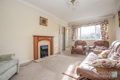 3 bedroom detached bungalow for sale, Oakfields Close, Cringleford