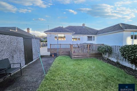 2 bedroom semi-detached bungalow for sale, Pyenot Avenue, Cleckheaton