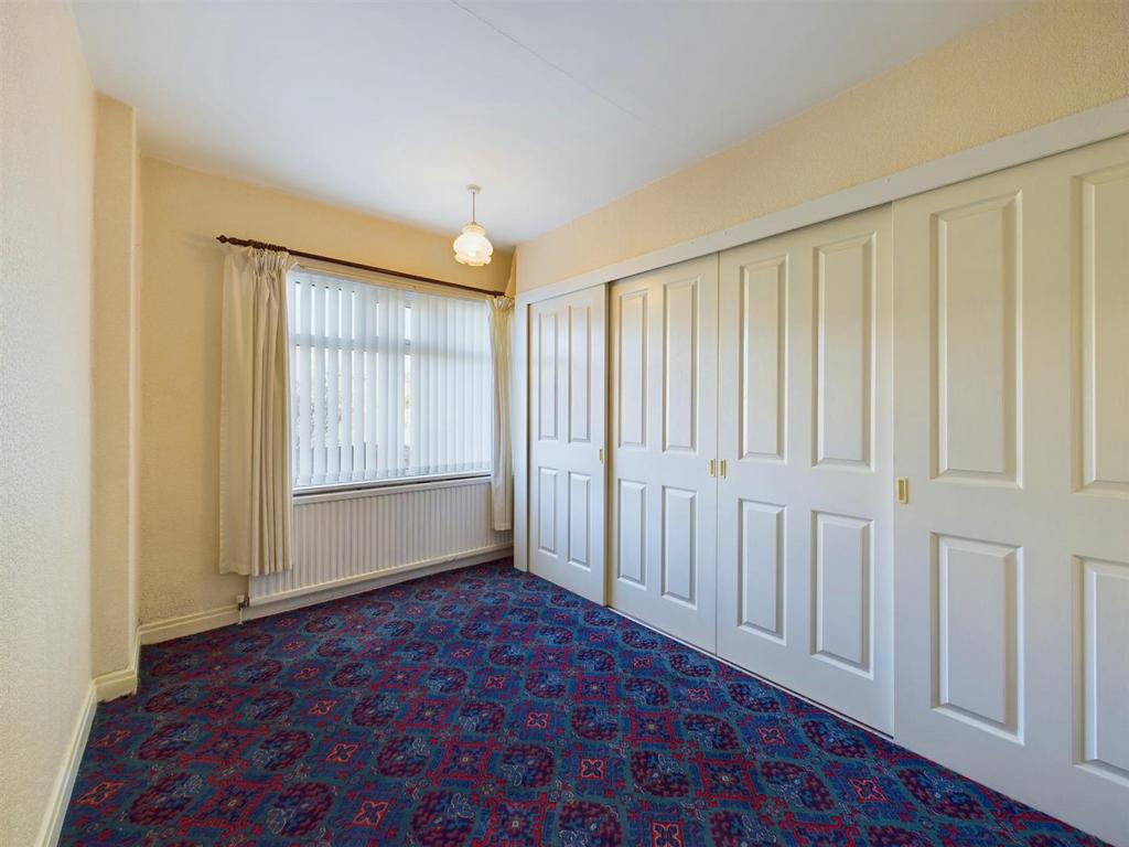 Bedroom: