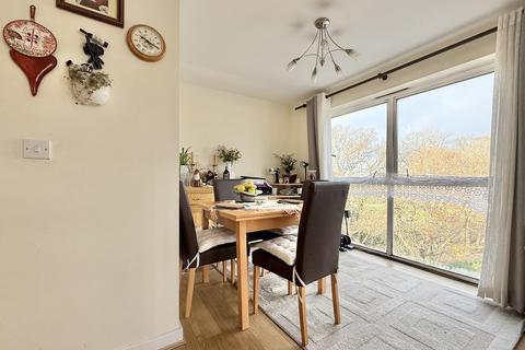 2 bedroom apartment for sale, Highwood Close, Dulwich