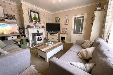 22 Clay Flat Lane, New Rossington, Doncaster, DN11 0BA