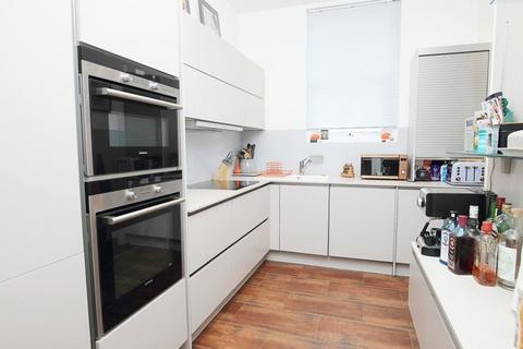 3 bedroom apartment for sale, West Hill Road, Bournemouth