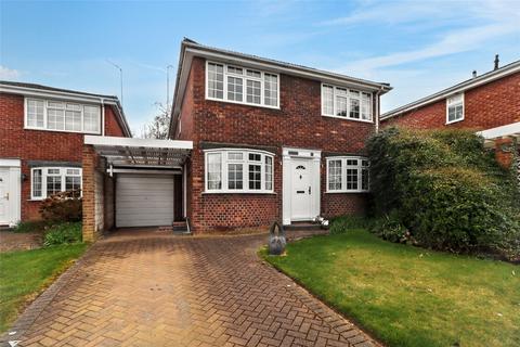 4 bedroom detached house for sale, Pantiles Close, Surrey GU21