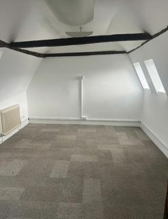 Office to rent, High Sreet, Alton