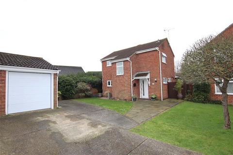 3 bedroom detached house for sale, Friars Close, Clacton on Sea