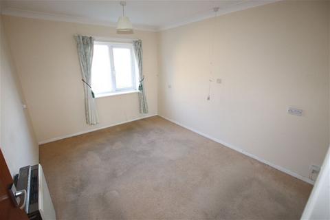 1 bedroom flat for sale, Coppins Road, Clacton on Sea