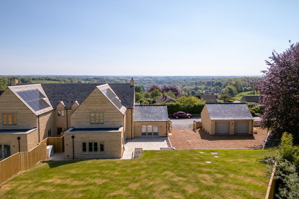 095 Chaddesworth House, Chedworth, GL54 4 NE, for...
