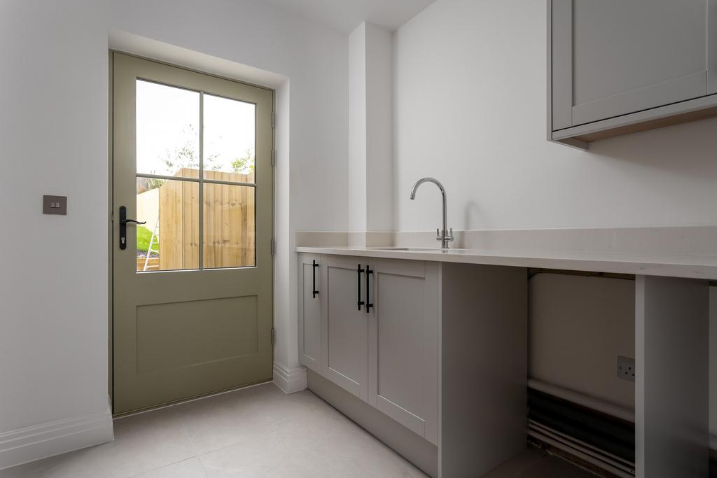 Chaddesworth House, Chedworth, GL54 4 NE, for...