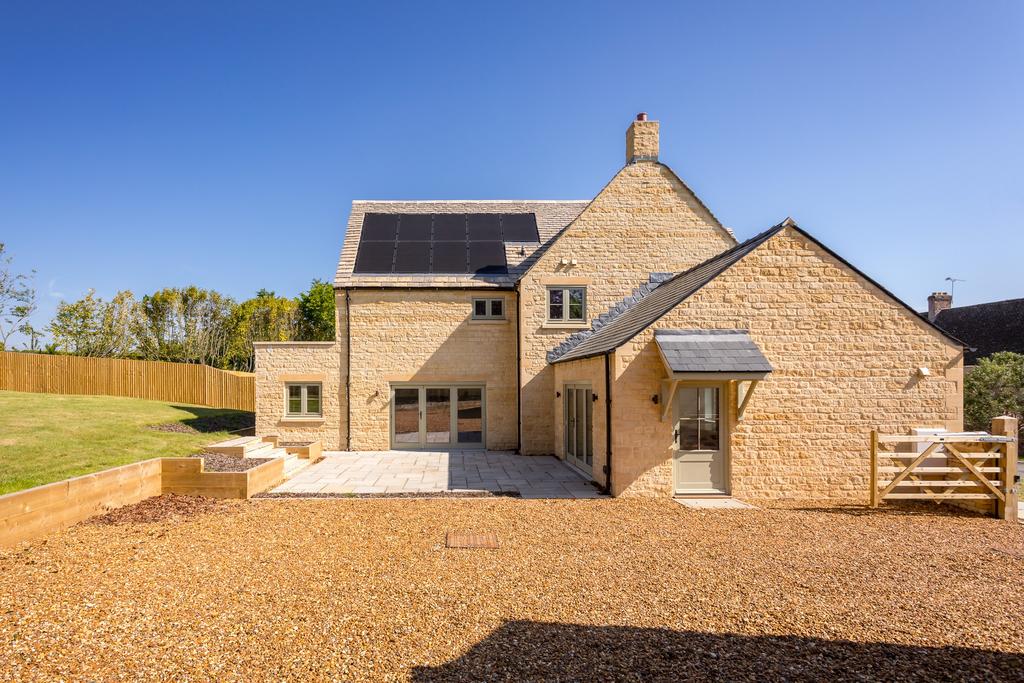 Chaddesworth House, Chedworth, GL54 4 NE, for...