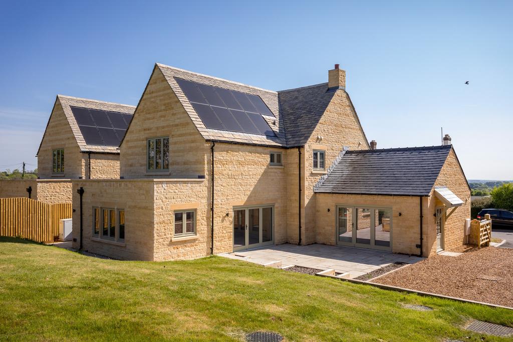 Chaddesworth House, Chedworth, GL54 4 NE, for...