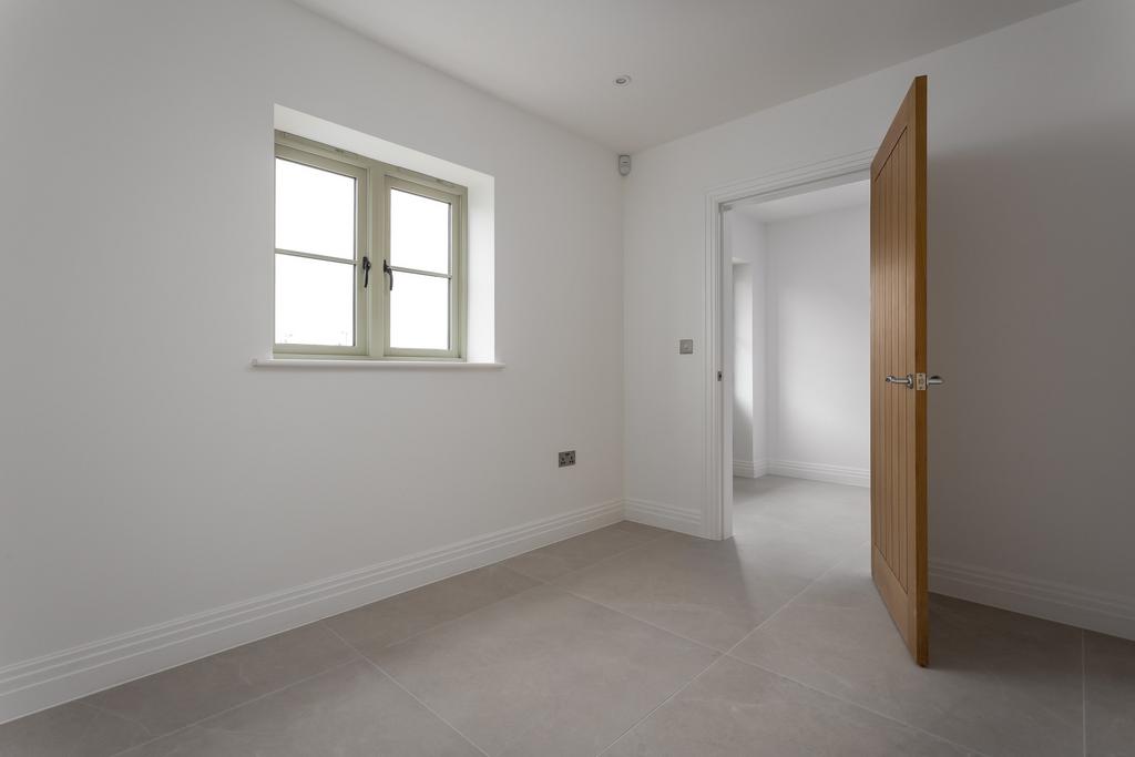 Chaddesworth House, Chedworth, GL54 4 NE, for...