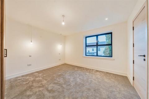 3 bedroom end of terrace house for sale, Cambridge Road, London