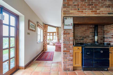 5 bedroom detached house for sale, Blackborough, Cullompton