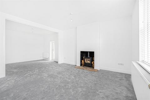 The White House Field Road, Kingston, Cambridge, CB23 2NQ