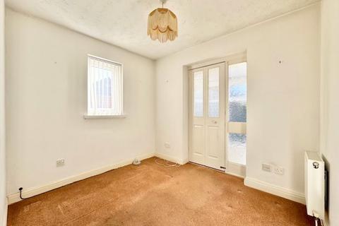 24 Goldgarth, Grimsby, DN32 8QS