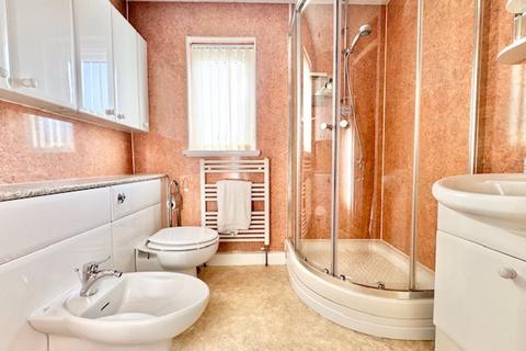 24 Goldgarth, Grimsby, DN32 8QS