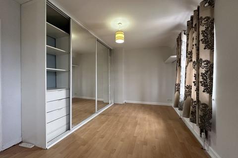 2 bedroom terraced house for sale, Blundell Road, Edgware