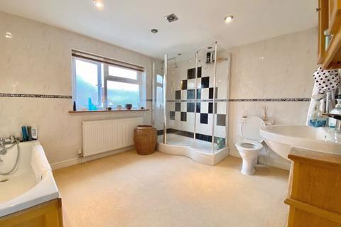 7 Bests Lane, Sutton Veny, Warminster, BA12 7AU